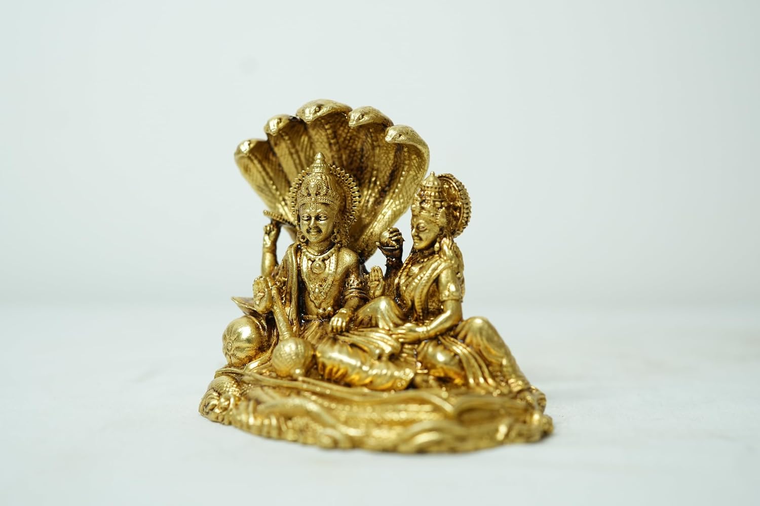 PeetalKraft Brass Lakshmi Vishnu Idol for Home Temple Pooja Decor, 10 x 10 x 5 cm, Premium Hindu God Murti for Vastu, Diwali, Housewarming & Wedding Gift || 350g