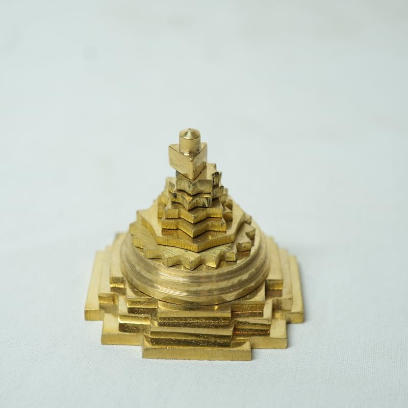 PeetalKraft 3D Meru Shri Yantram Pure Brass Sumeru Shree Yantra for Wealth and Prosperity, Size 6x6x6 cm, Weight 250 Grams